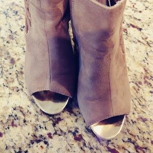 Tan with gold booties